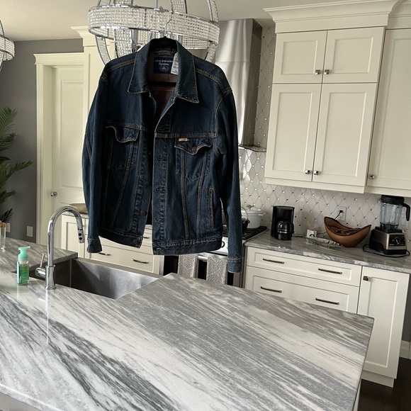 Mens Levi Strauss signature denim jacket size medium great for the fall season - Picture 8 of 17